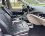 Image #11 of 2023 Chrysler Pacifica Touring L
